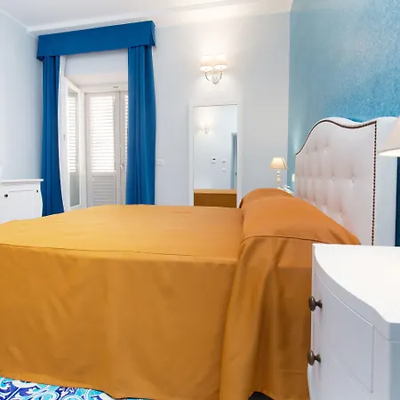 Hotel Odysseus