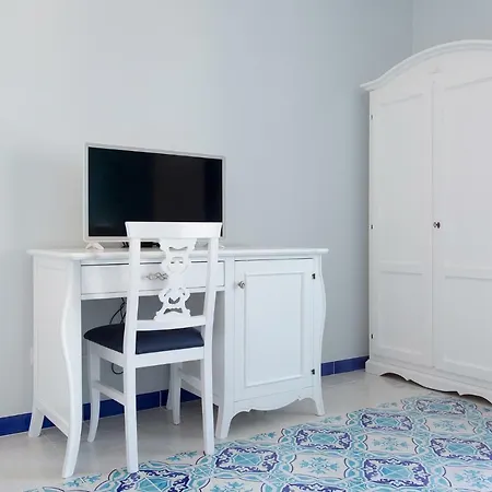 Hotel Odysseus